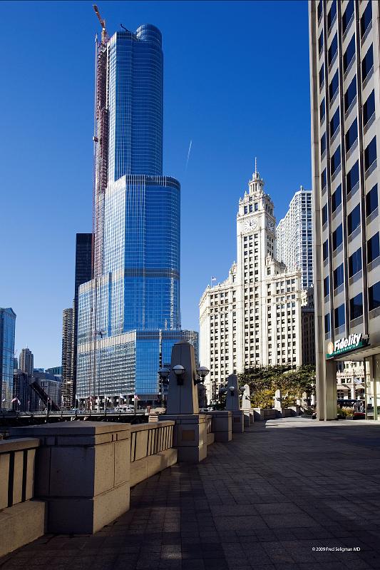 20081030_121052 D3 2x3 P1 srgb.jpg - View along the Chicago River